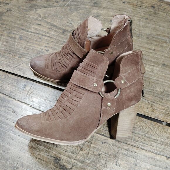 Ariat Shoes - Ariat 10M Booties JaElle Brown Tumbled Buckle Heels Suede Leather